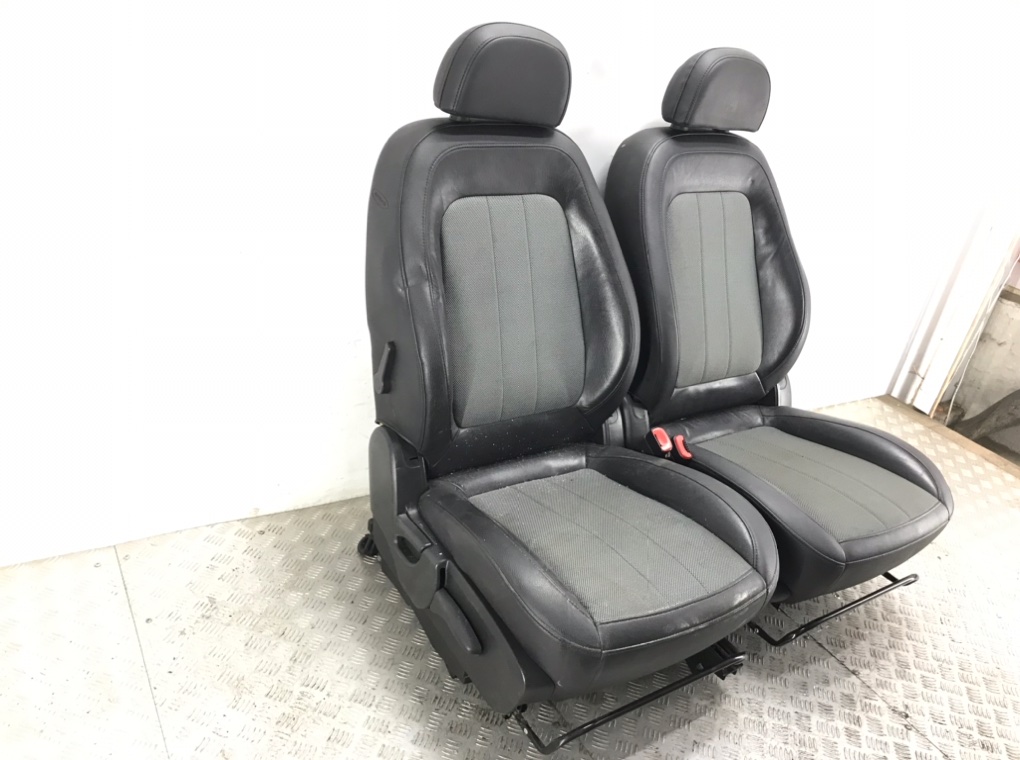 Салон (комплект сидений) для Opel Antara, 2012 г. 2.2 CDTi дизель б/у — фото 4