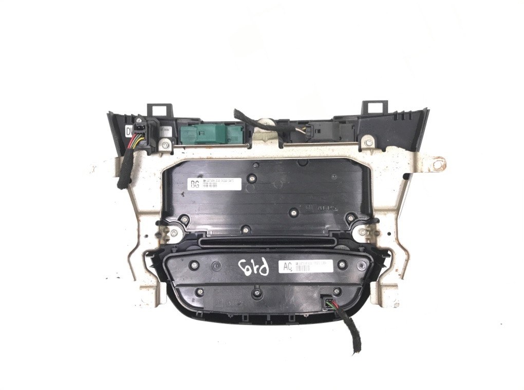 Блок управления магнитолой для Opel Insignia, 2009 г. 2.0 CDTi дизель б/у — фото 4