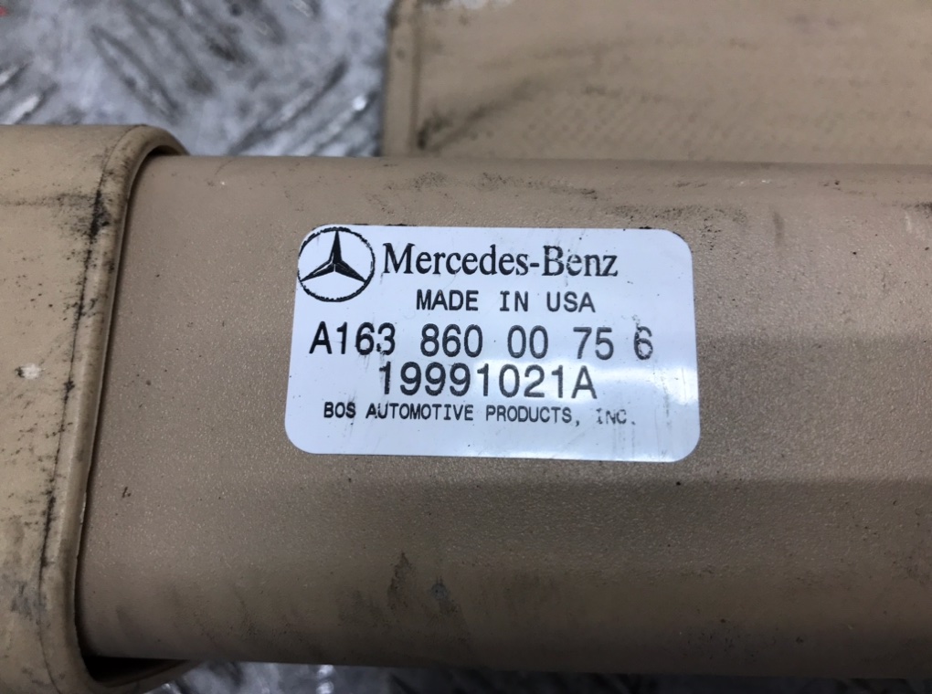 Шторка багажника для Mercedes ML W163, 1999 г. 3.2 i бензин б/у — фото 8