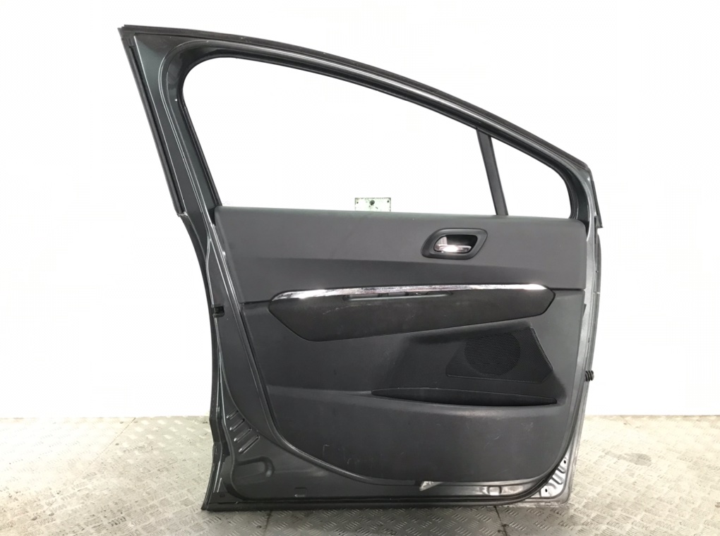 Дверь передняя левая для Peugeot 5008, 2010 г. 1.6 HDi дизель б/у — фото 3