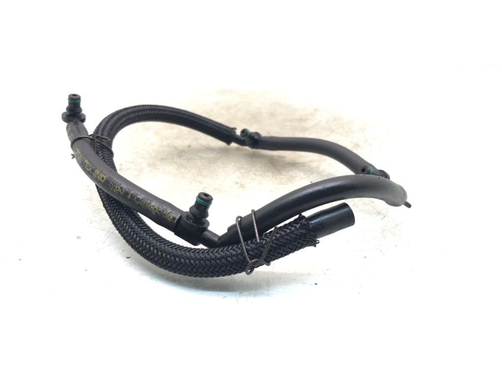Трубка обратки форсунок для Peugeot 206, 2001 г. 2.0 HDi дизель б/у — фото 6