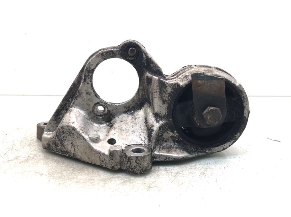 Кронштейн полуоси для Peugeot 206, 2001 г. 2.0 HDi дизель б/у — фото 2