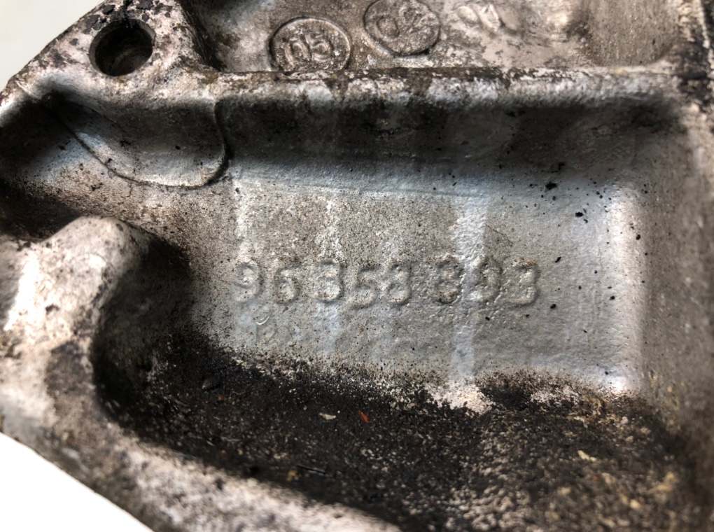 Кронштейн полуоси для Peugeot 206, 2001 г. 2.0 HDi дизель б/у — фото 7
