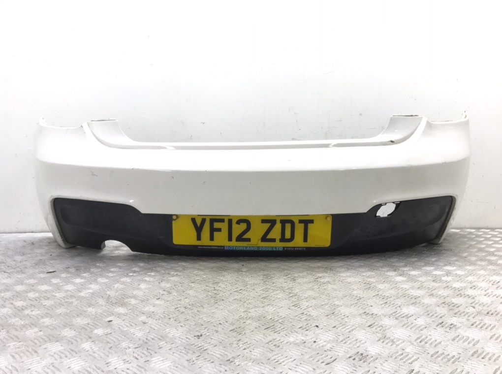 Бампер задний для BMW 1 F20/F21, 2012 г. 2.0 TD дизель б/у