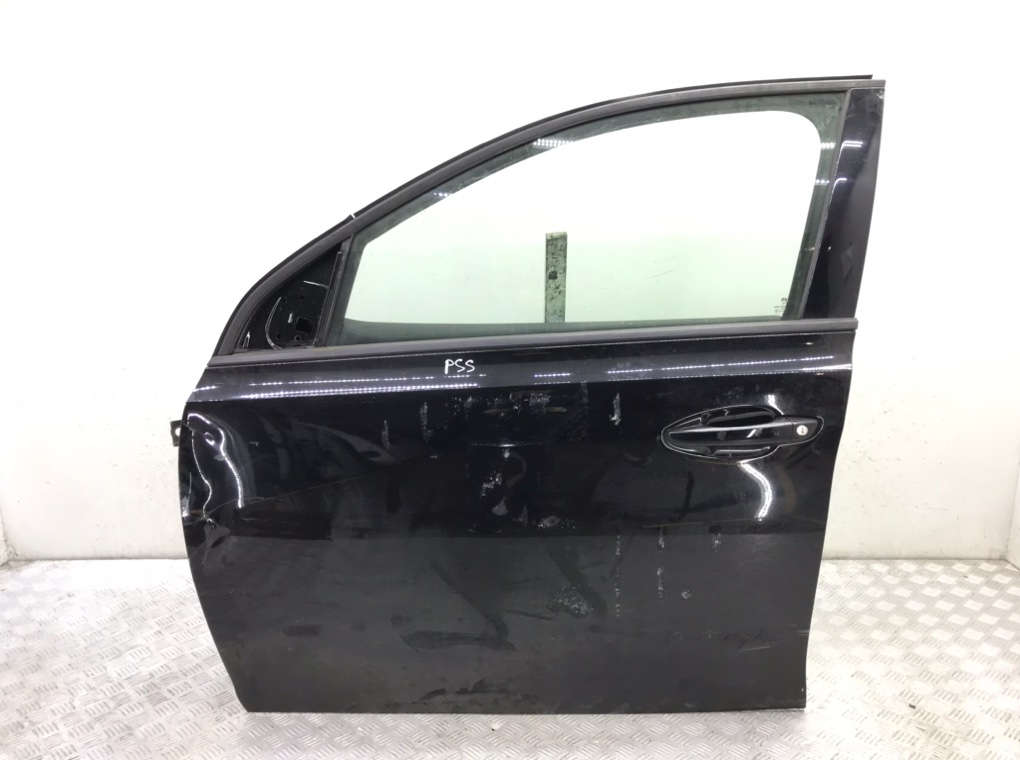 Дверь передняя левая для Peugeot 308, 2014 г. 1.6 HDi дизель б/у