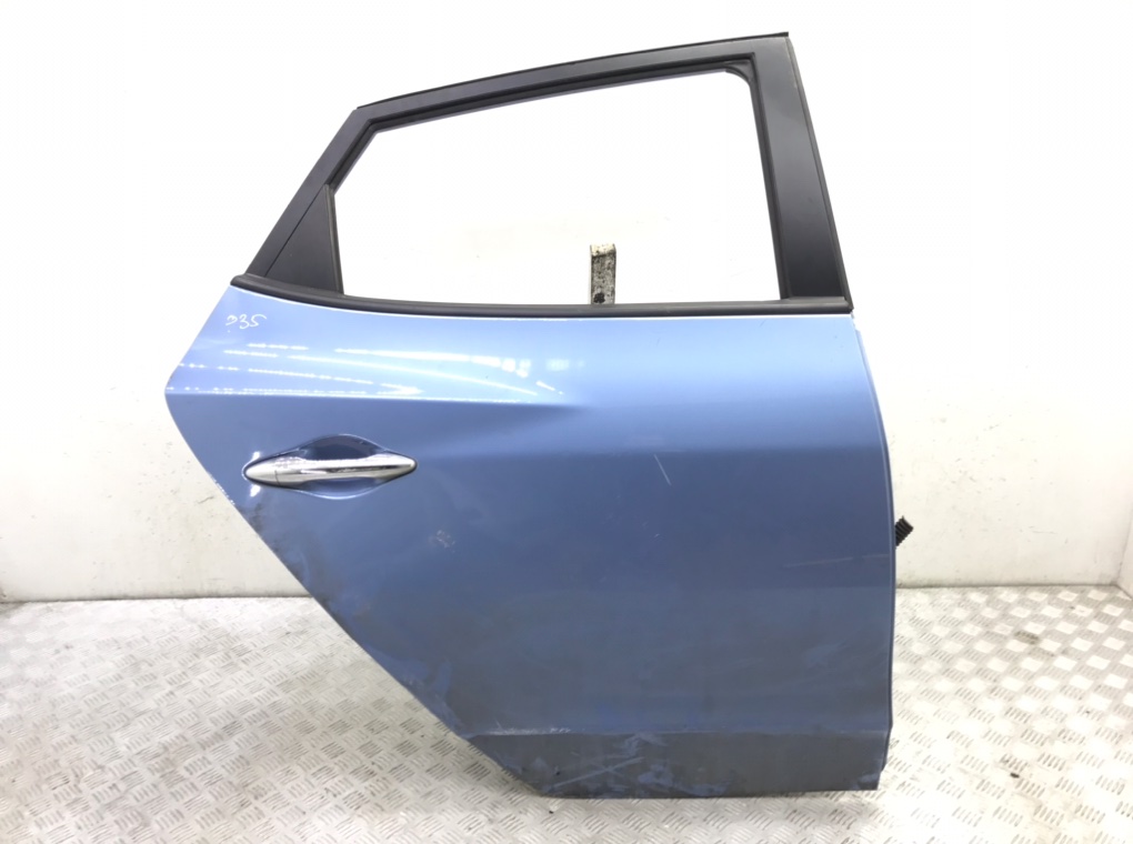 Дверь задняя правая для Hyundai ix35, 2012 г. 1.7 CRDi дизель б/у