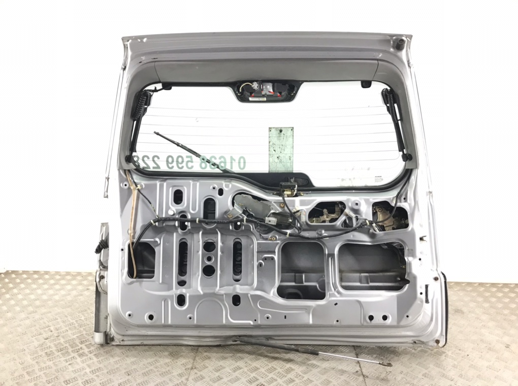 Крышка багажника для Honda CR-V, 2002 г. 2.0 i бензин б/у — фото 3