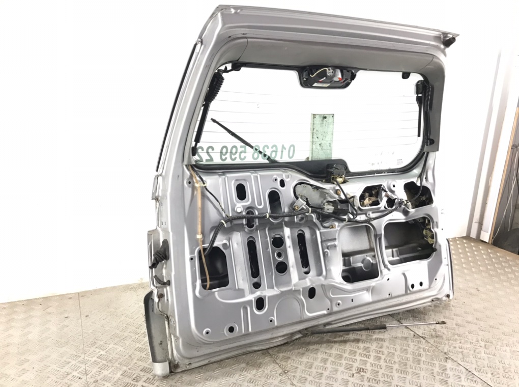 Крышка багажника для Honda CR-V, 2002 г. 2.0 i бензин б/у — фото 6