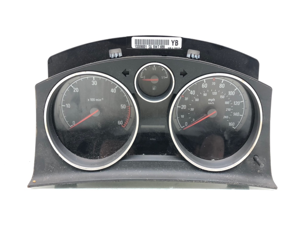 Щиток приборов (приборная панель) для Opel Zafira, 2013 г. 1.7 CDTi дизель б/у
