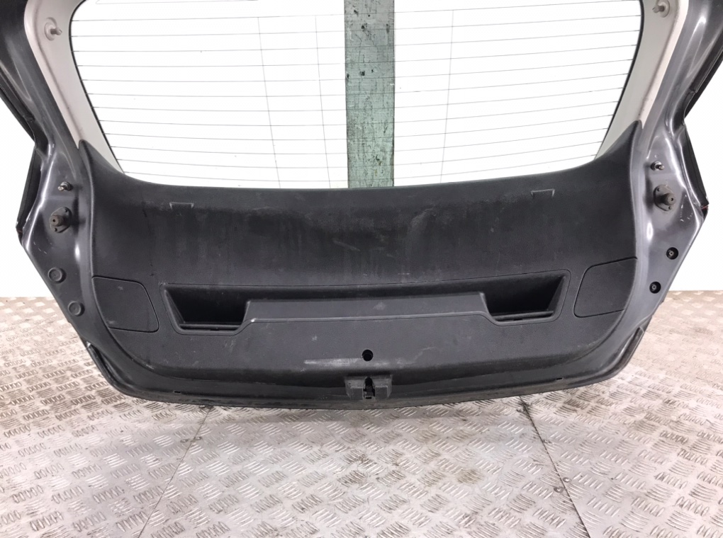 Крышка багажника для Opel Astra, 2010 г. 1.4 i бензин б/у — фото 4