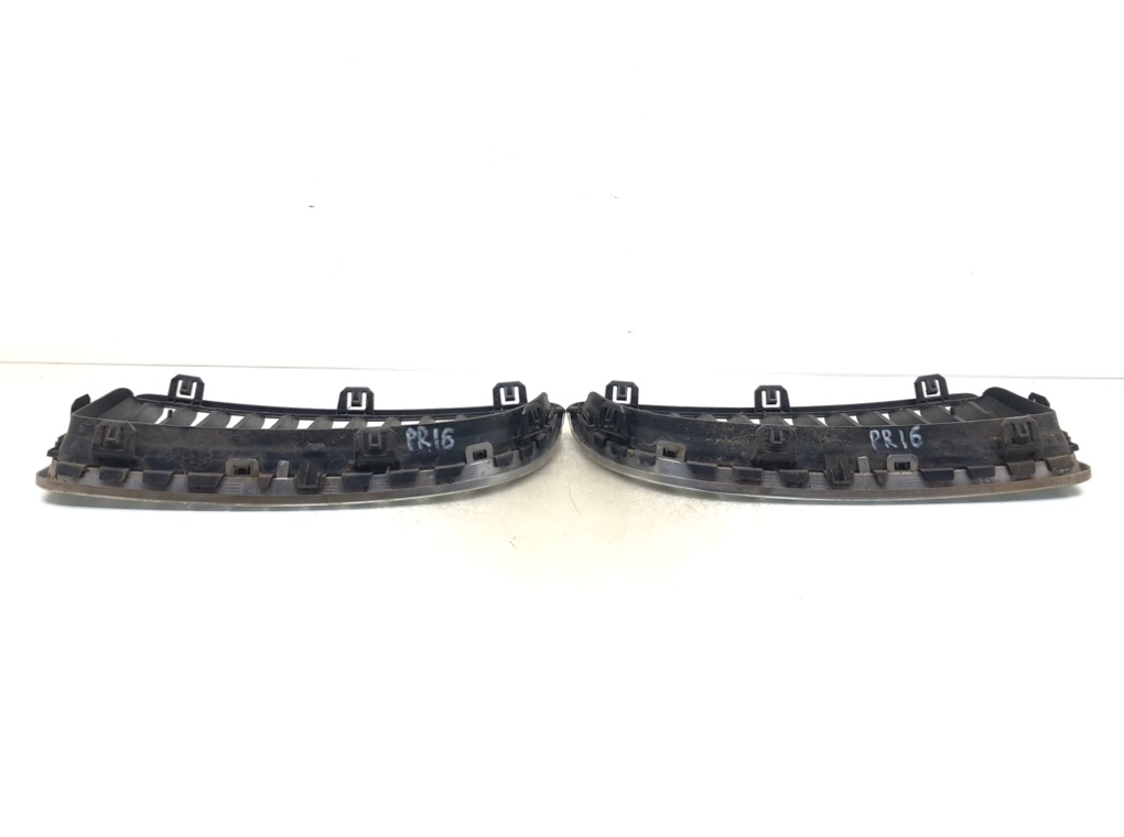 Решетка радиатора для BMW 3 E90/E91/E92/E93, 2008 г. 2.0 TD дизель б/у — фото 4