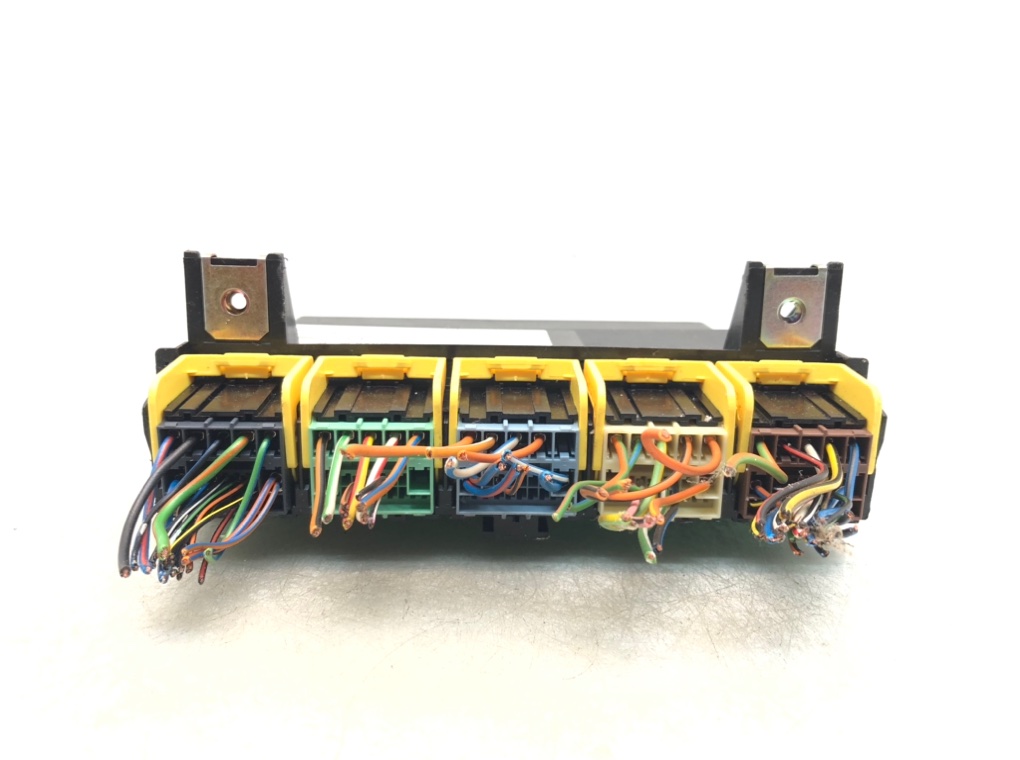 Блок комфорта для Ford Fiesta, 2004 г. 1.3 i бензин б/у — фото 4