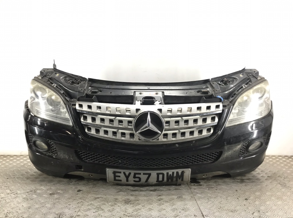 Передняя часть (ноускат) в сборе для Mercedes ML W164, 2007 г. 4.0 CDi дизель б/у