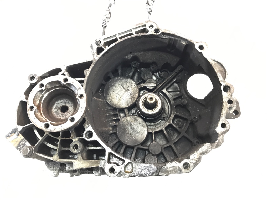 КПП механическая (МКПП) для Volkswagen Passat, 2006 г. 2.0 TDi дизель б/у