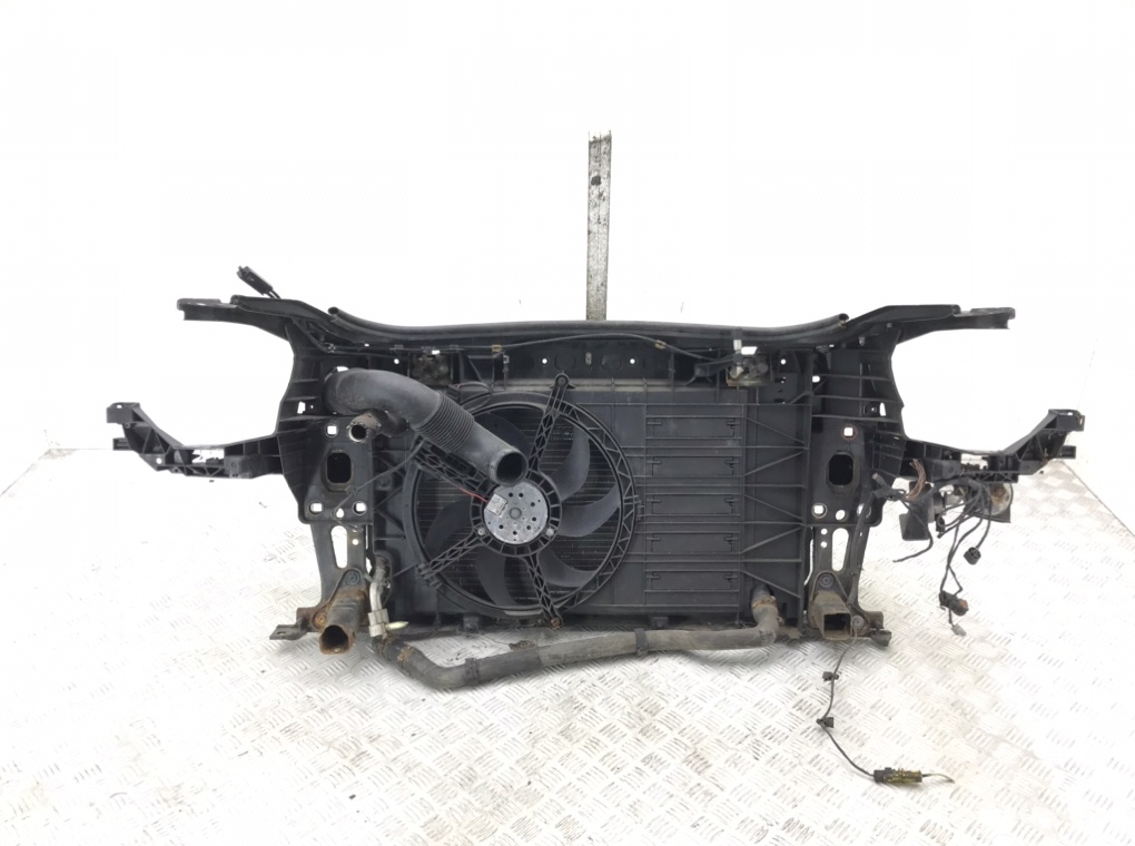 Панель передняя (телевизор) для Mini Cooper, 2007 г. 1.6 i бензин б/у — фото 5