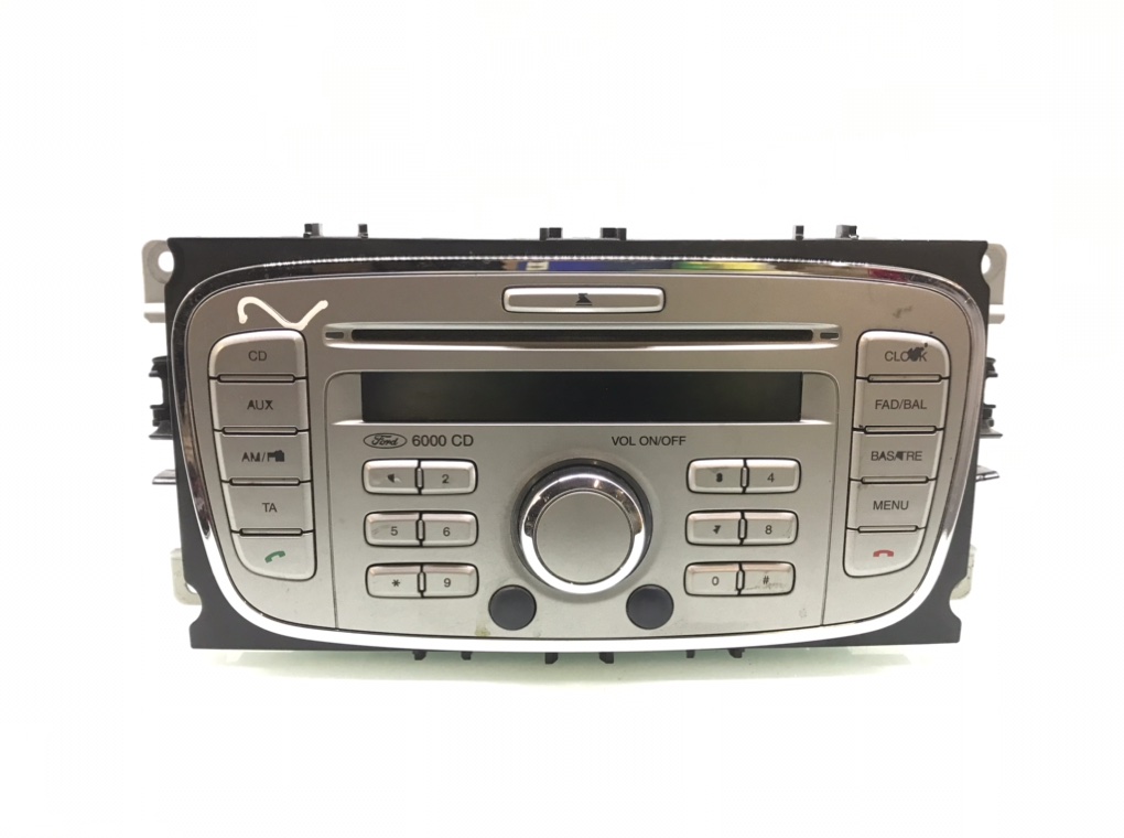 Магнитола для Ford Focus, 2008 г. 1.6 i бензин б/у
