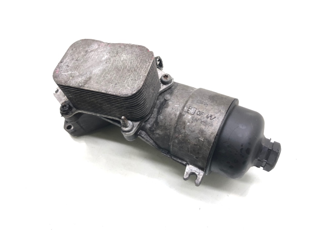 Корпус масляного фильтра для Citroen C4, 2008 г. 1.6 HDi дизель б/у