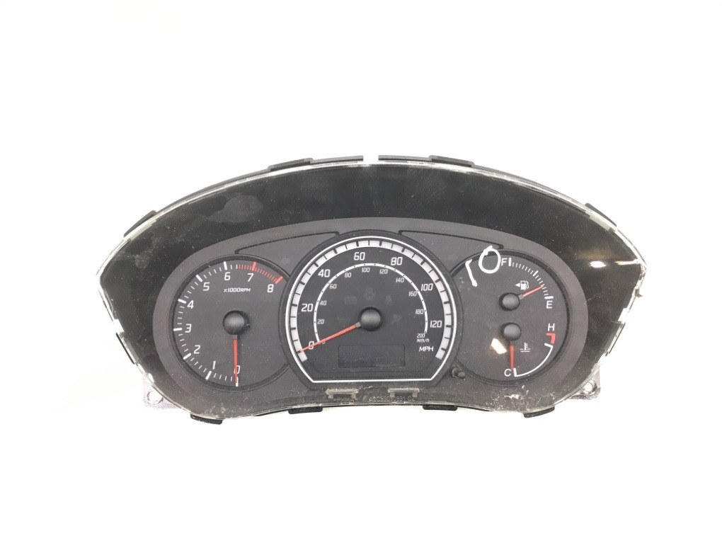 Щиток приборов (приборная панель) для Suzuki Swift, 2005 г. 1.5 i бензин б/у