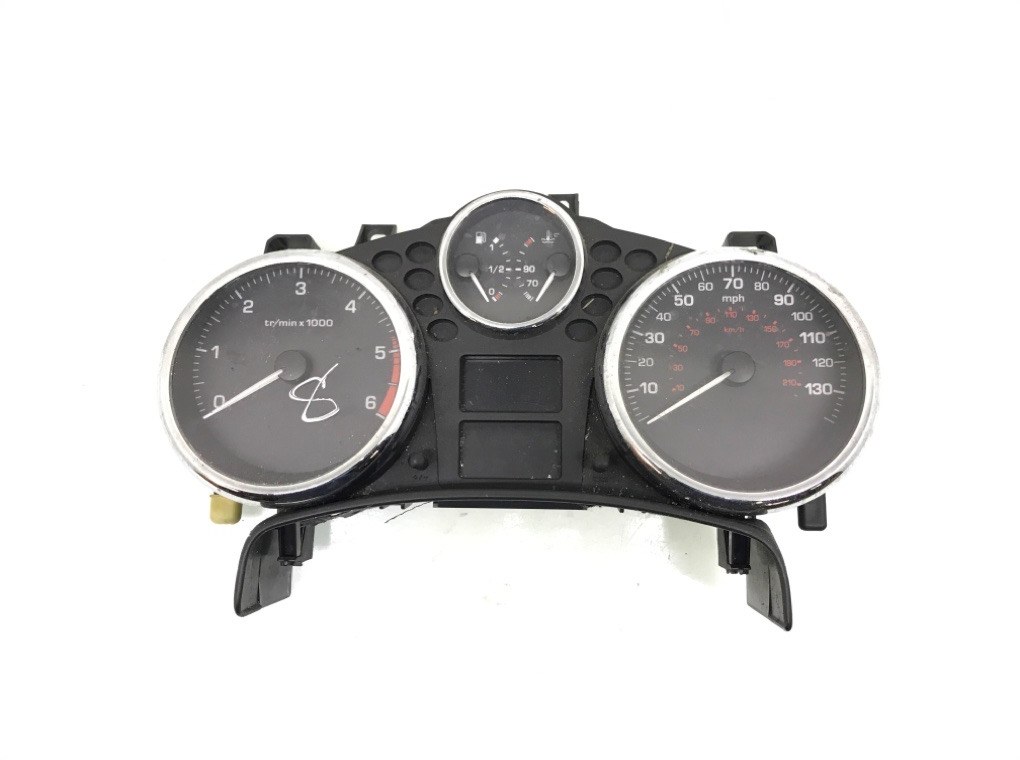 Щиток приборов (приборная панель) для Peugeot 207, 2007 г. 1.6 HDi дизель б/у