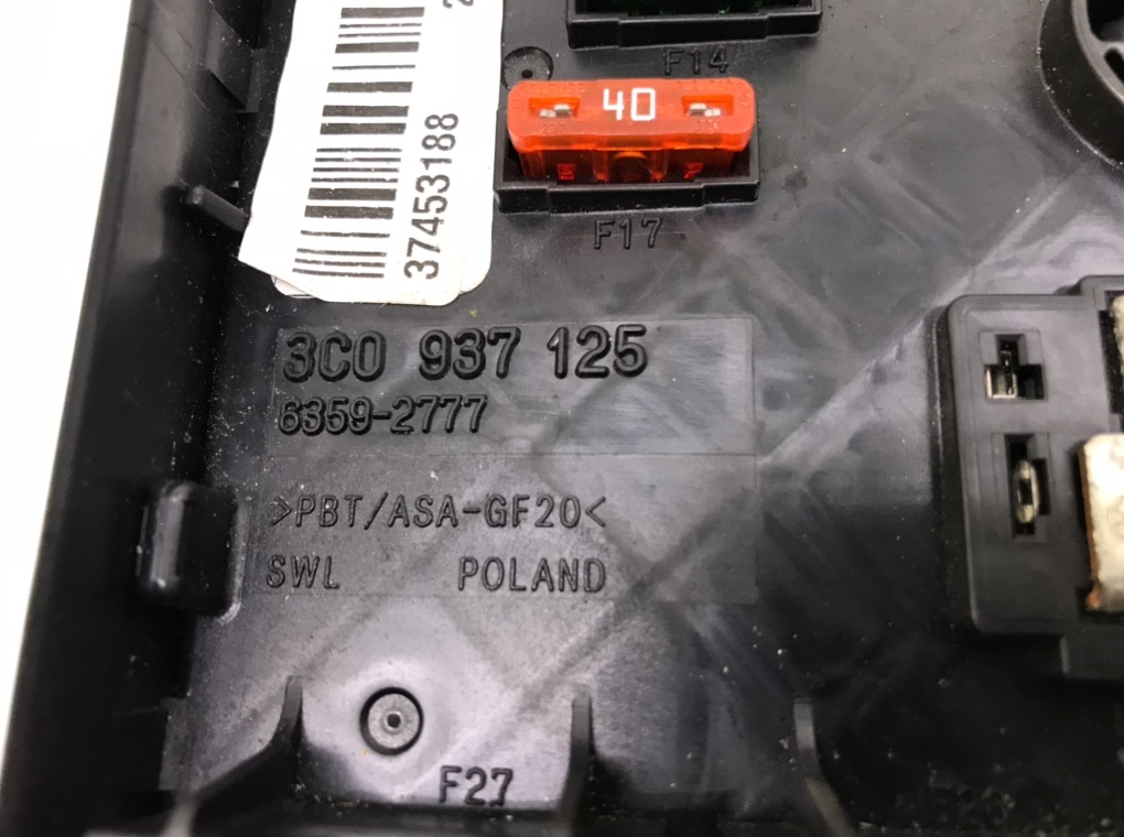 Блок предохранителей для Volkswagen Passat, 2008 г. 1.9 DTi дизель б/у — фото 5