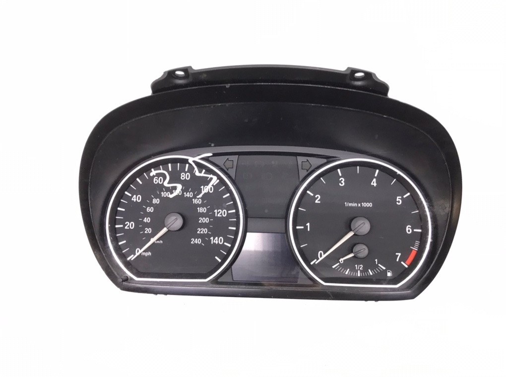 Щиток приборов (приборная панель) для BMW 1 E87/E81/E82/E88, 2006 г. 1.6 i бензин б/у