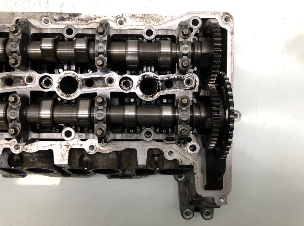 Головка блока цилиндров для BMW 3 E90/E91/E92/E93, 2008 г. 2.0 TD дизель б/у — фото 8