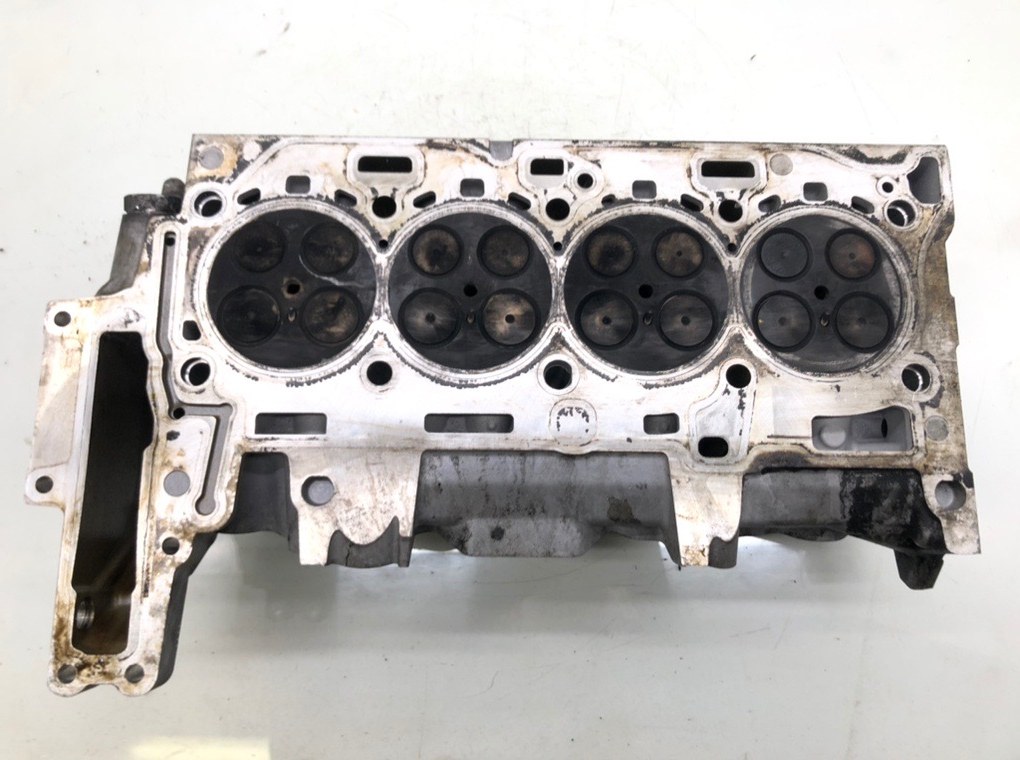 Головка блока цилиндров для BMW 3 E90/E91/E92/E93, 2008 г. 2.0 TD дизель б/у — фото 9