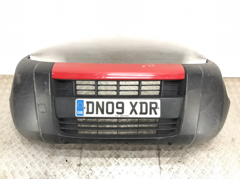 Бампер передний для Peugeot Bipper, 2009 г. 1.4 HDi дизель б/у