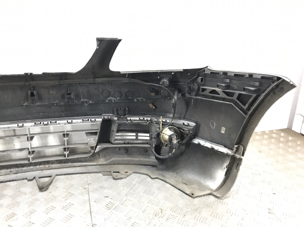 Бампер передний для Volkswagen Touran, 2006 г. 2.0 TDi дизель б/у — фото 6