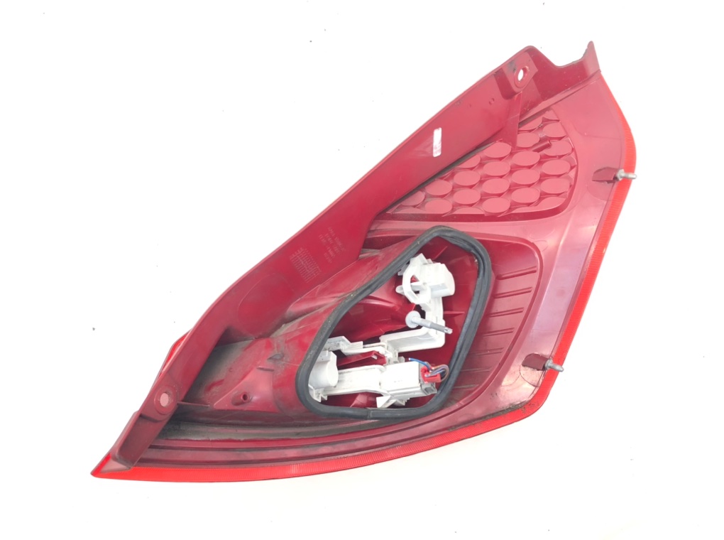 Фонарь задний левый для Ford Fiesta, 2009 г. 1.4 TDCi дизель б/у — фото 2