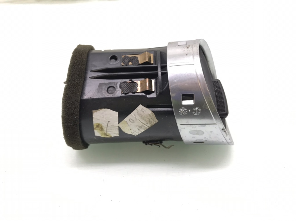 Дефлектор обдува салона для Seat Exeo, 2011 г. 2.0 TDi дизель б/у — фото 3