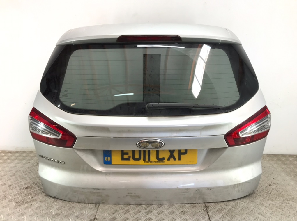 Крышка багажника для Ford Mondeo, 2011 г. 2.0 TDCi дизель б/у