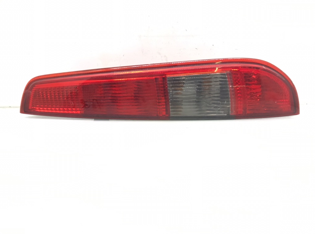 Фонарь задний правый для Ford Focus, 2006 г. 1.8 i бензин б/у