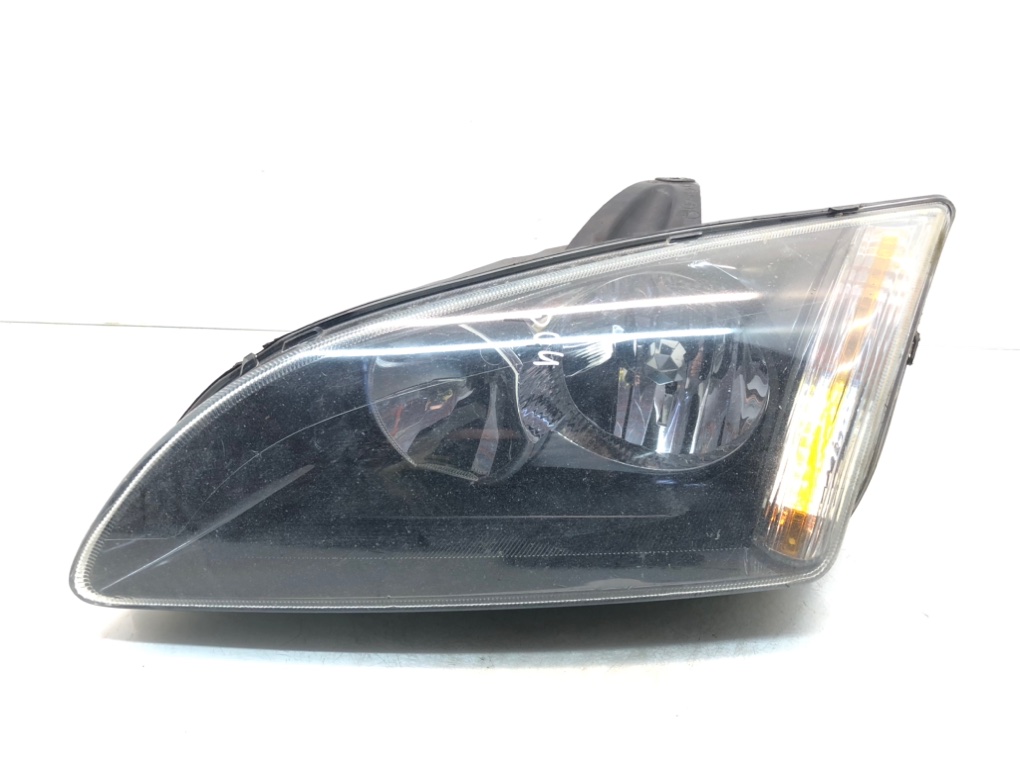Фара правая для Ford Focus, 2005 г. 1.6 i бензин б/у