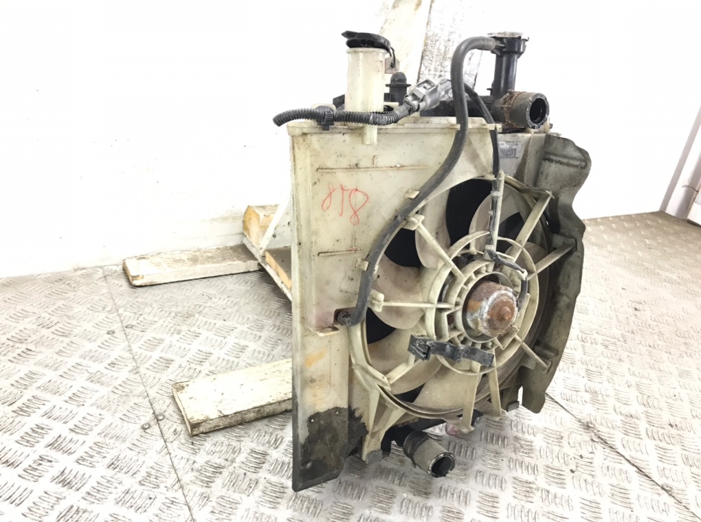 Кассета радиаторов для Toyota Aygo, 2008 г. 1.0 i бензин б/у — фото 4
