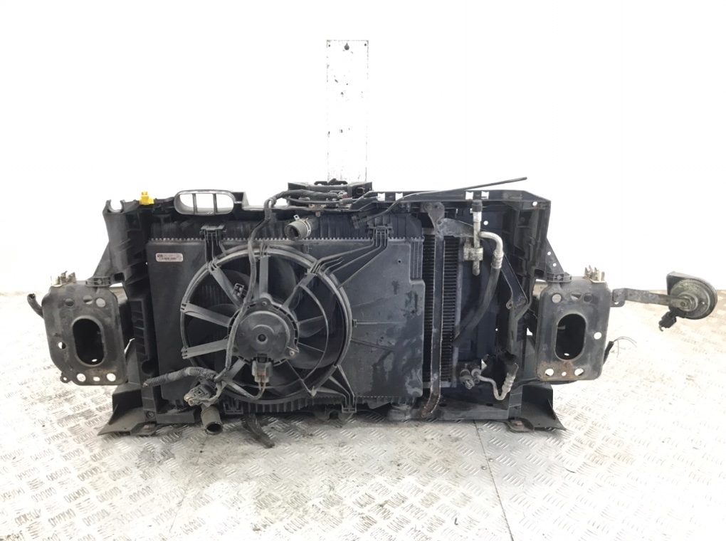 Панель передняя (телевизор) для Ford Fiesta, 2009 г. 1.4 TDCi дизель б/у — фото 5