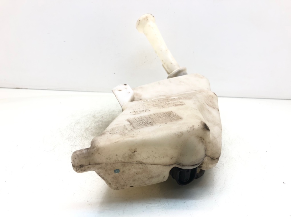 Бачок омывателя для Peugeot 206, 2002 г. 1.6 i бензин б/у — фото 3