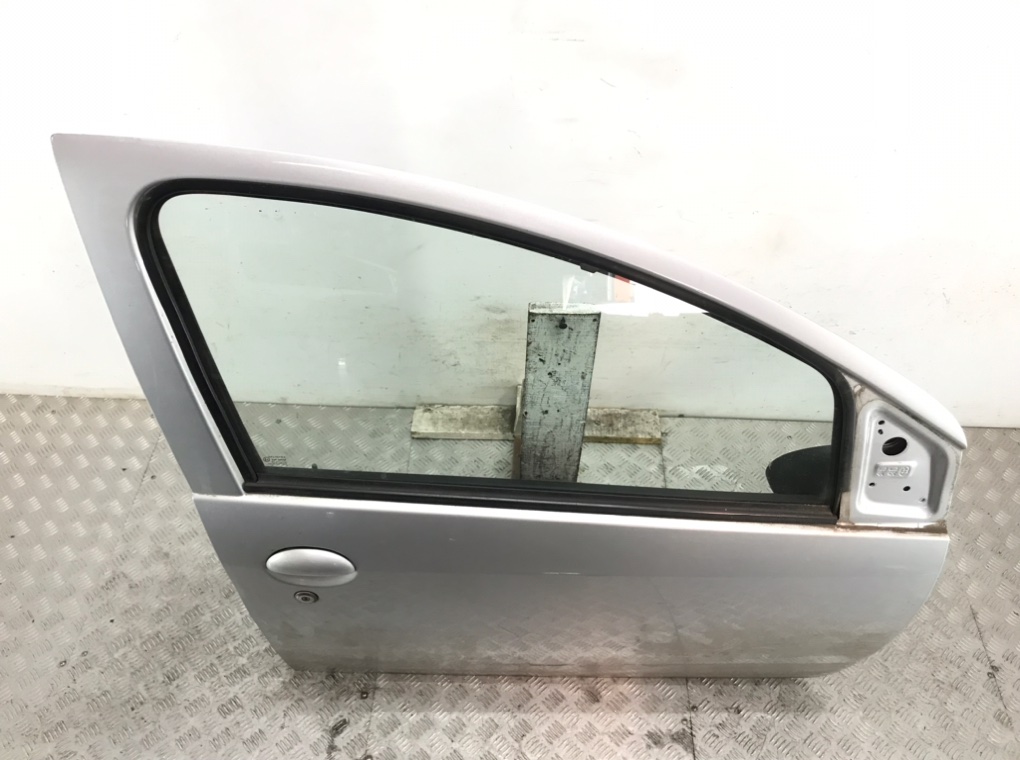 Дверь передняя правая для Toyota Aygo, 2008 г. 1.0 i бензин б/у — фото 2