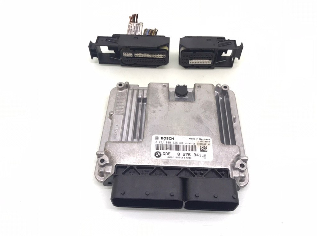 Блок управления двигателем для BMW 1 F20/F21, 2013 г. 2.0 TD дизель б/у