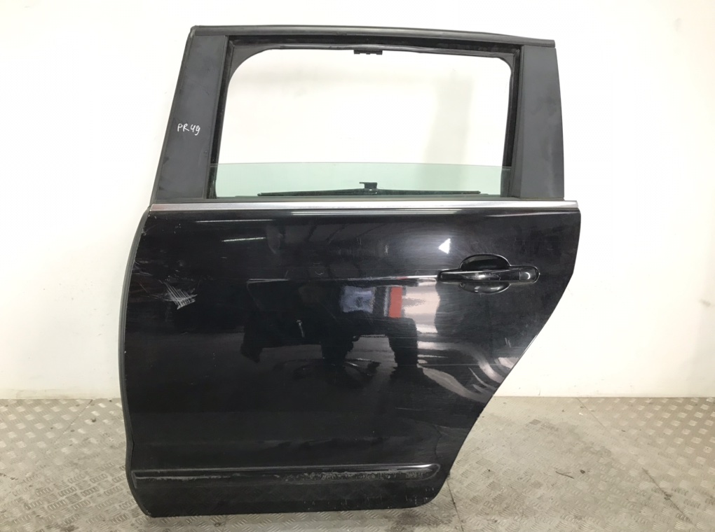 Дверь задняя левая для Peugeot 5008, 2011 г. 1.6 HDi дизель б/у