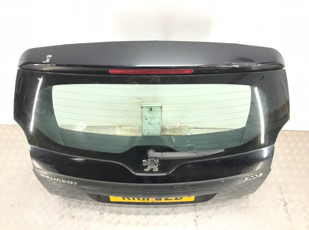 Крышка багажника для Peugeot 5008, 2011 г. 1.6 HDi дизель б/у — фото 2