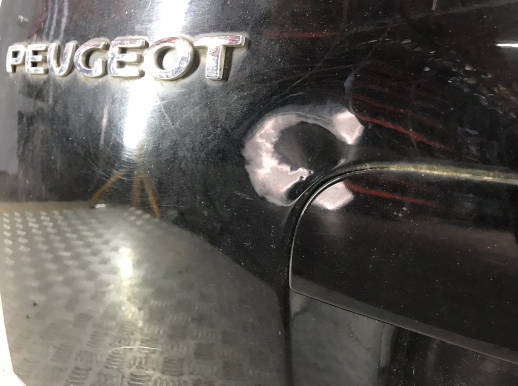Крышка багажника для Peugeot 5008, 2011 г. 1.6 HDi дизель б/у — фото 8