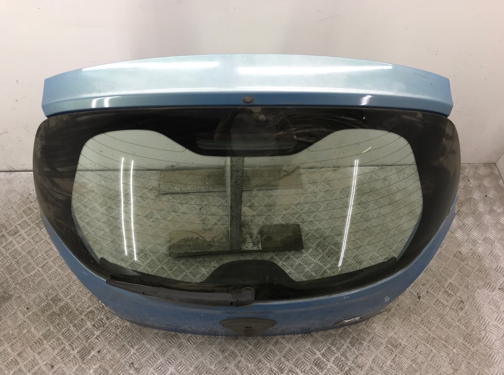 Крышка багажника для Ford Ka, 2010 г. 1.2 i бензин б/у — фото 2