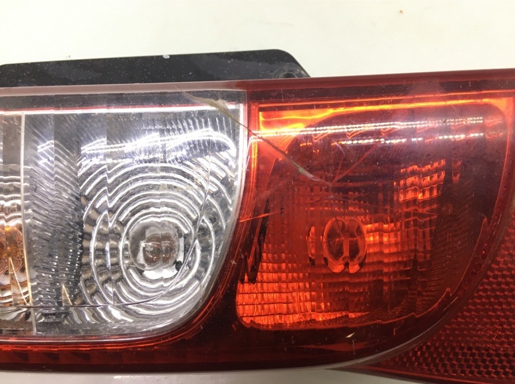 Фонарь задний левый для Peugeot Bipper, 2013 г. 1.3 HDi дизель б/у — фото 5
