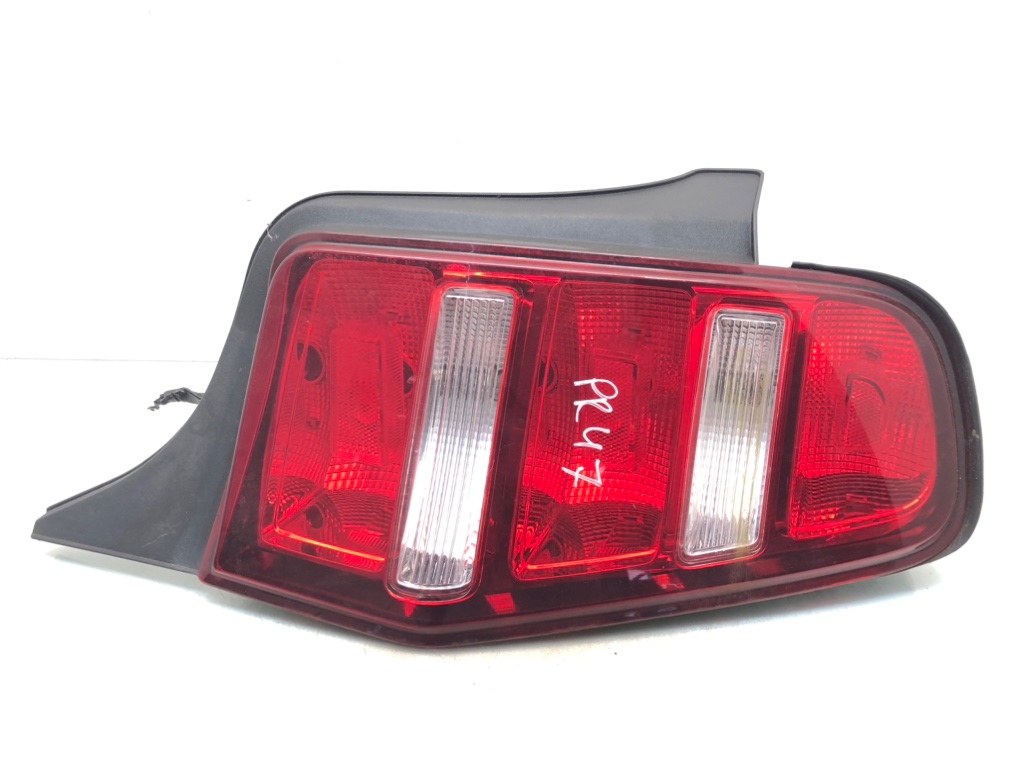 Фонарь задний правый для Ford Mustang, 2009 г. 4.6 i бензин б/у