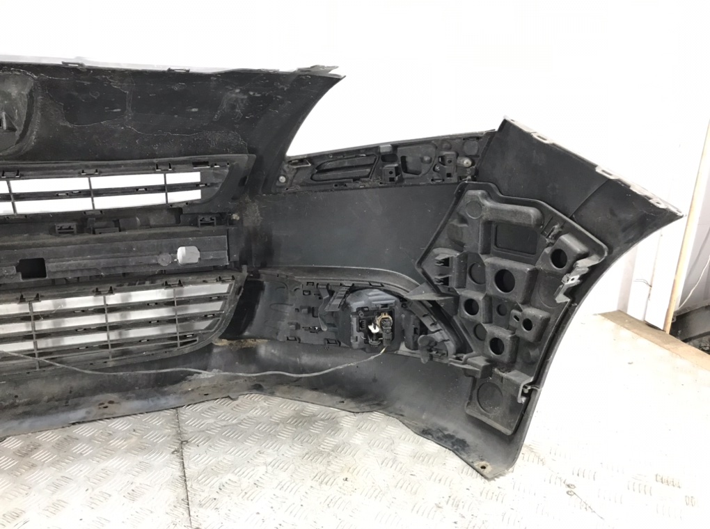 Бампер передний для Peugeot 5008, 2011 г. 1.6 HDi дизель б/у — фото 7