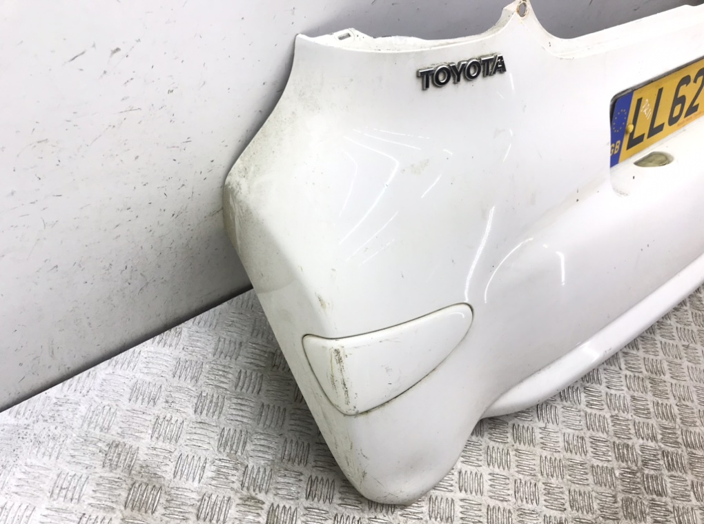 Бампер задний для Toyota Aygo, 2012 г. 1.0 i бензин б/у — фото 2