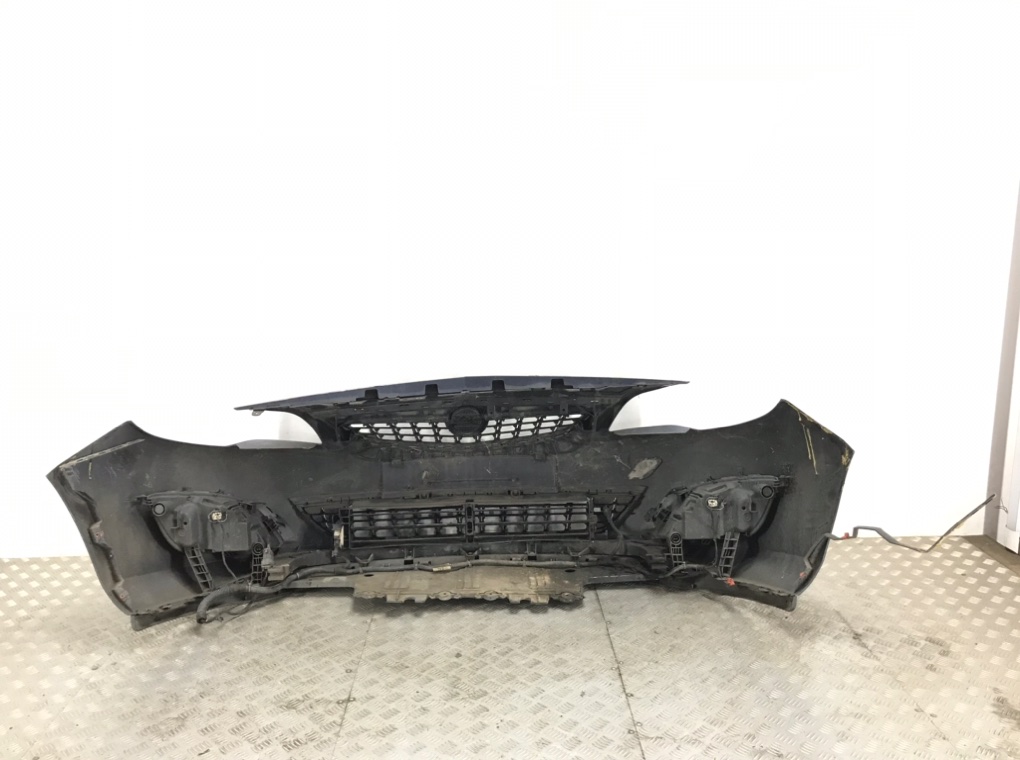 Бампер передний для Opel Astra, 2010 г. 1.3 CDTi дизель б/у — фото 4