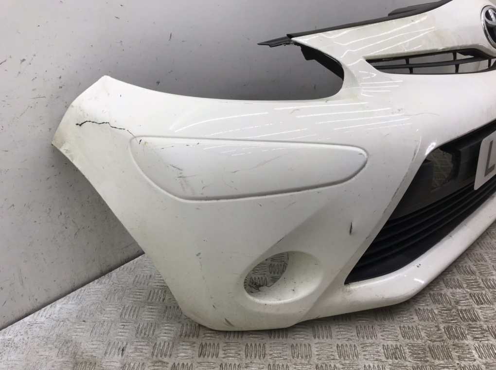 Бампер передний для Toyota Aygo, 2012 г. 1.0 i бензин б/у — фото 3