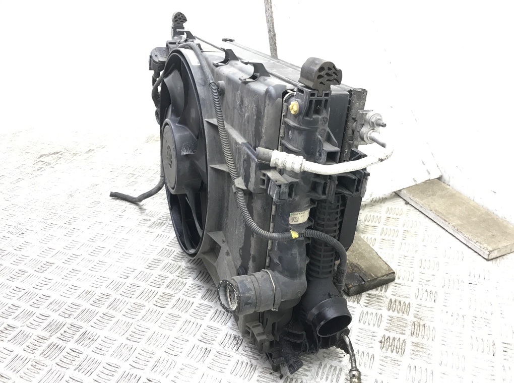 Кассета радиаторов для Opel Astra, 2012 г. 1.3 CDTi дизель б/у — фото 4